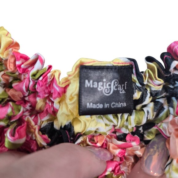 Magic Scarf Co. Womens Multicolor Crinkle Scarf Shrug Wrap One size fits most - Picture 3 of 4